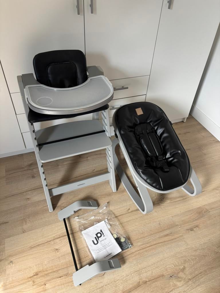 Originele Kidsmill Kinderstoel grijs met newborn en wipstoel, Kinderen en Baby's, Kinderstoelen, Ophalen, Gebruikt, Meegroeistoel