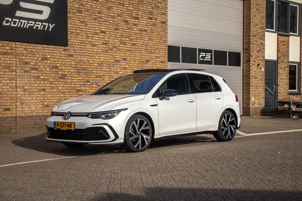 Volkswagen Golf 1.5 eTSI R-Line Business Premium, Pano, IQ, 4 cilinders, Wit, Golf, Autotrust
