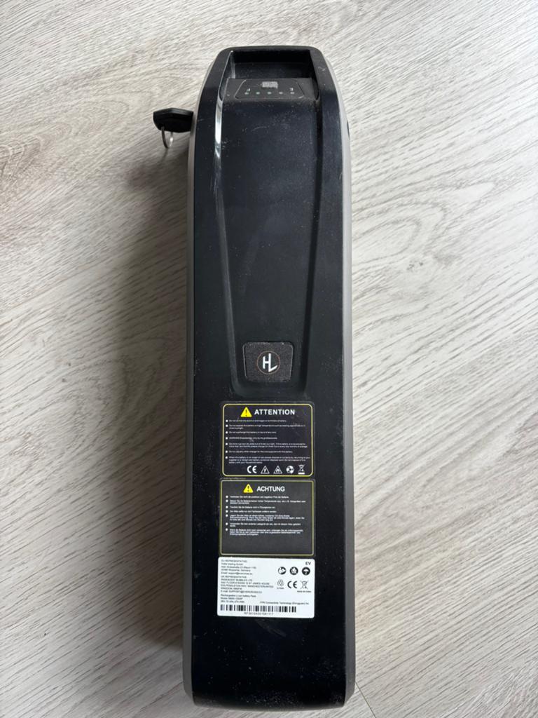 36V Battery, new ebike with charger, Ophalen, Zo goed als nieuw