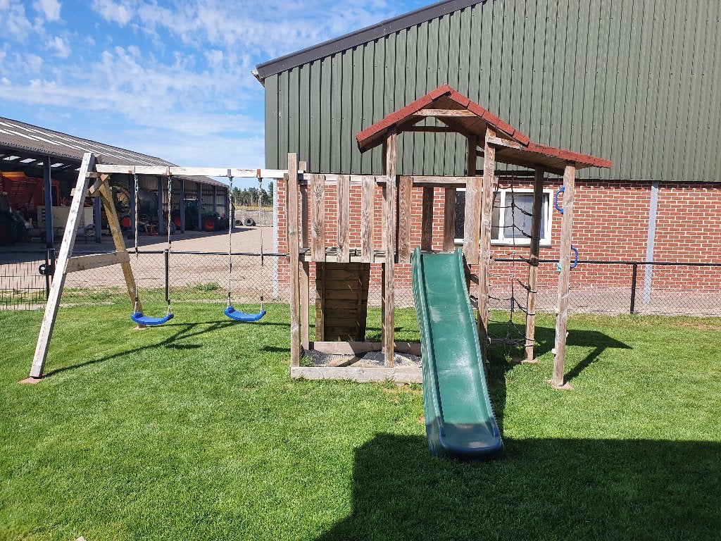 Speeltoestel met schommels en glijbaan, Ophalen, Gebruikt, Schommel