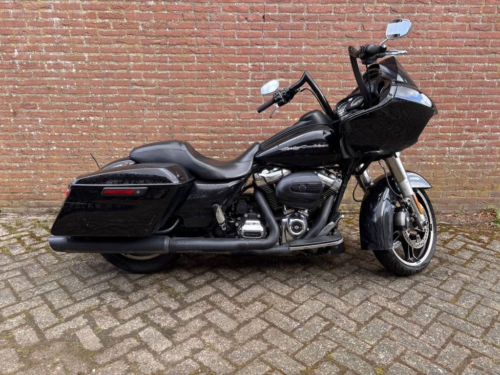 Harley Davidson Road Glide, 2 cilinders, Occasion, 1745 cc, Motorrijbewijs A