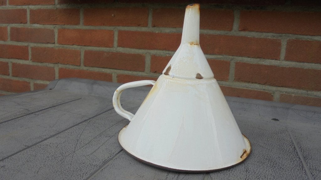 wit emaille trechter, doorsnee 17cm, Ophalen of Verzenden