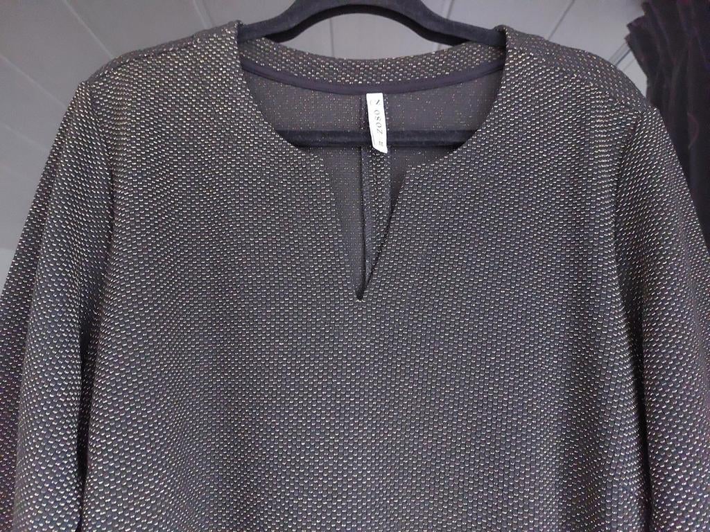 Feestelijke ZWARTE LANGE TRUI MET GOUDLUREX van ZOSO FASHION, Kleding | Dames, Maat 38/40 (M), Zwart, Ophalen of Verzenden, Zo goed als nieuw