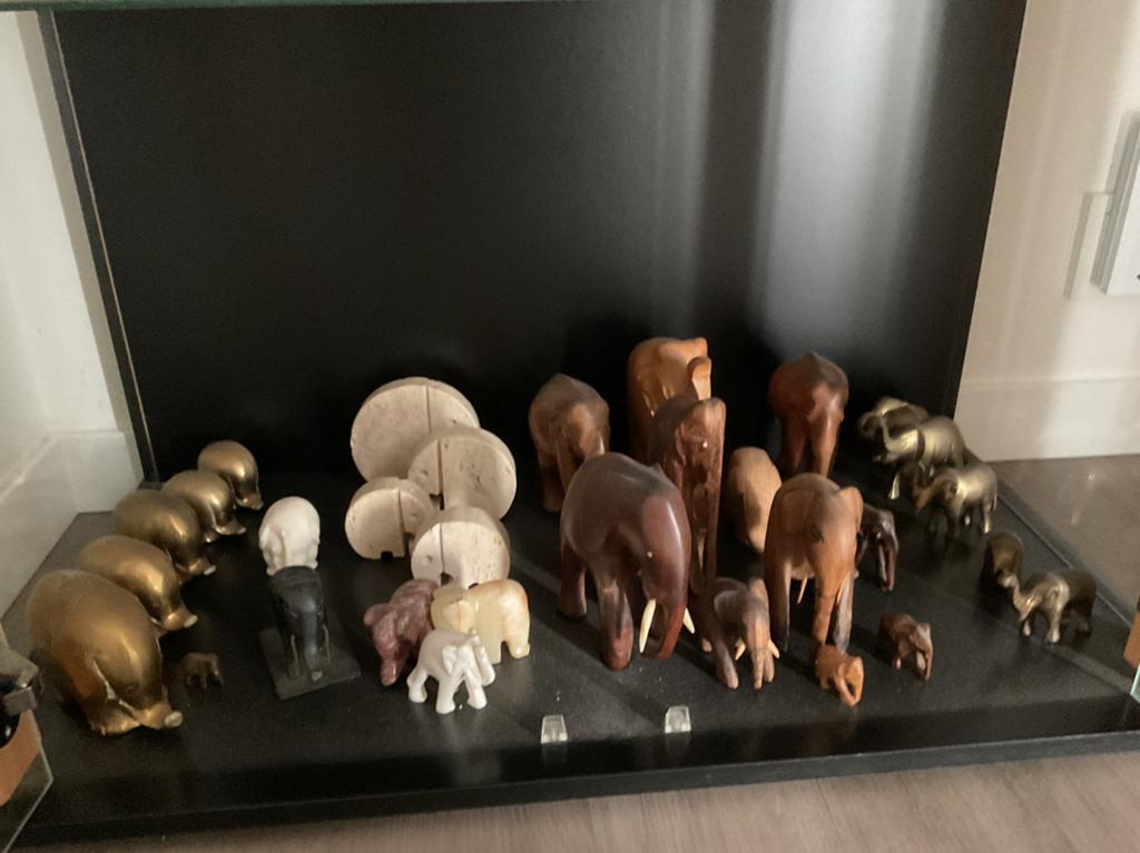 Olifanten verzameling, Ophalen