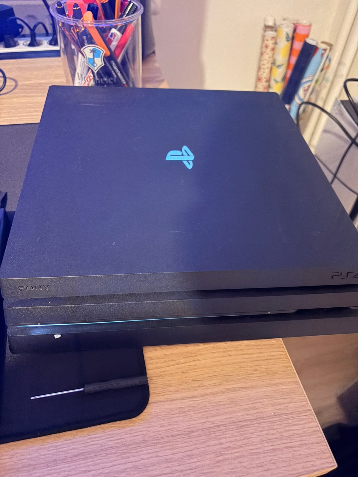 Te koop Ps4 pro discdrive defect, Spelcomputers en Games, Spelcomputers | Sony PlayStation 4, Ophalen of Verzenden, Zonder controller