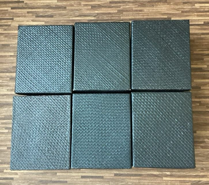 6x IKEA BLADIS DVD-opbergbox met deksel – zwartbruin €3 p/s, Ophalen, Overige materialen, Minder dan 25 discs, Dvd's