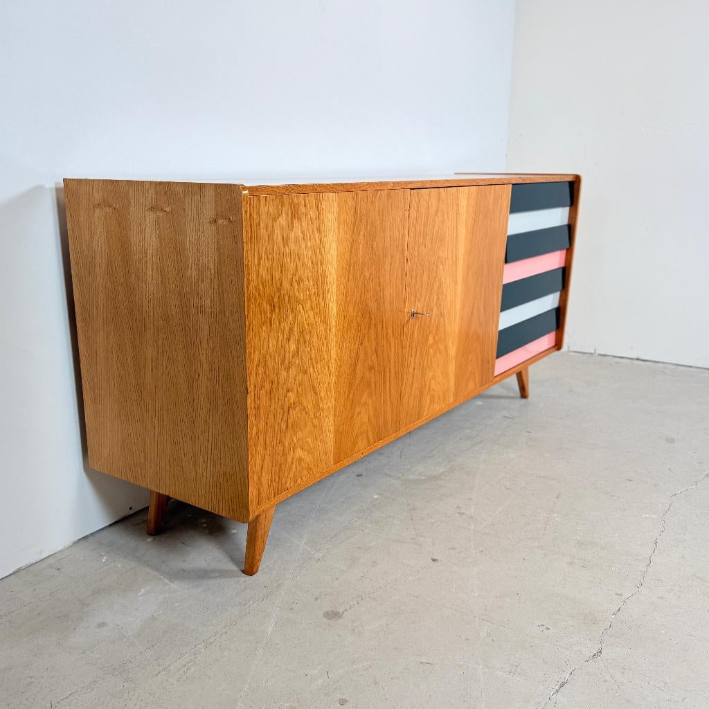 U460 sideboard met gekleurde lades, Jiří Jiroutek, Met deur(en), 150 tot 200 cm, Vintage, Ophalen of Verzenden