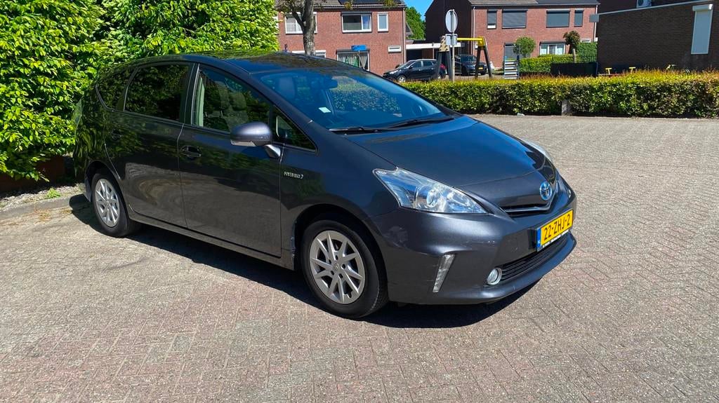 Toyota Prius Wagon 1.8 Aspiration 96g ((7X PLACE)), Auto's, Toyota, Euro 5, Gebruikt, Zwart, 4 cilinders