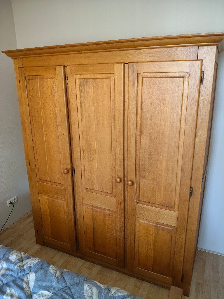 Eiken kasten / meble dębowe, Ophalen