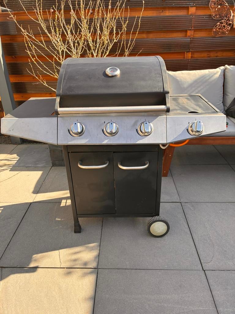 Gas barbecue 3 pit + apart 1 pit, Ophalen, Gebruikt