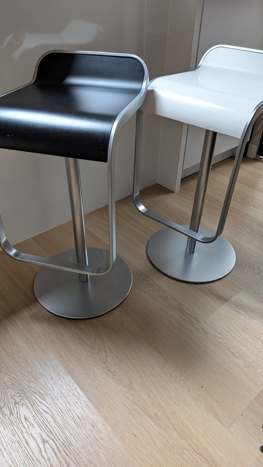 Originele Lapalma LEM Barkruk – Wit /Zwart  Design Klassieke, Huis en Inrichting, Stoelen, Ophalen of Verzenden, Zwart, Hout, Twee