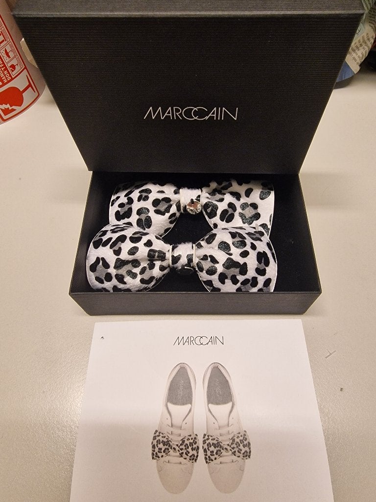 Marc Cain luipaard schoenstrikken – zwart/wit – nieuw, Kleding | Dames, Ophalen of Verzenden, Nieuw, Zwart, Sneakers of Gympen