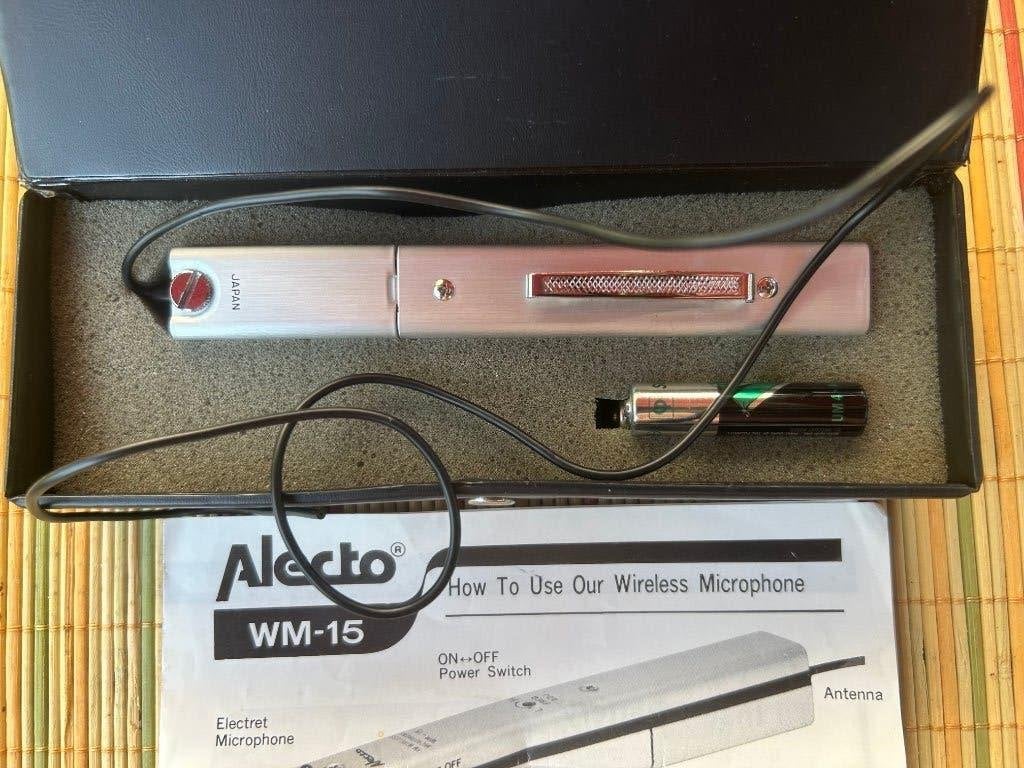 Alecto draadloze microfoon (FM)  vintage  jaren 60  Nieuw, Antiek en Kunst, Antiek | Tv's en Audio, Ophalen of Verzenden