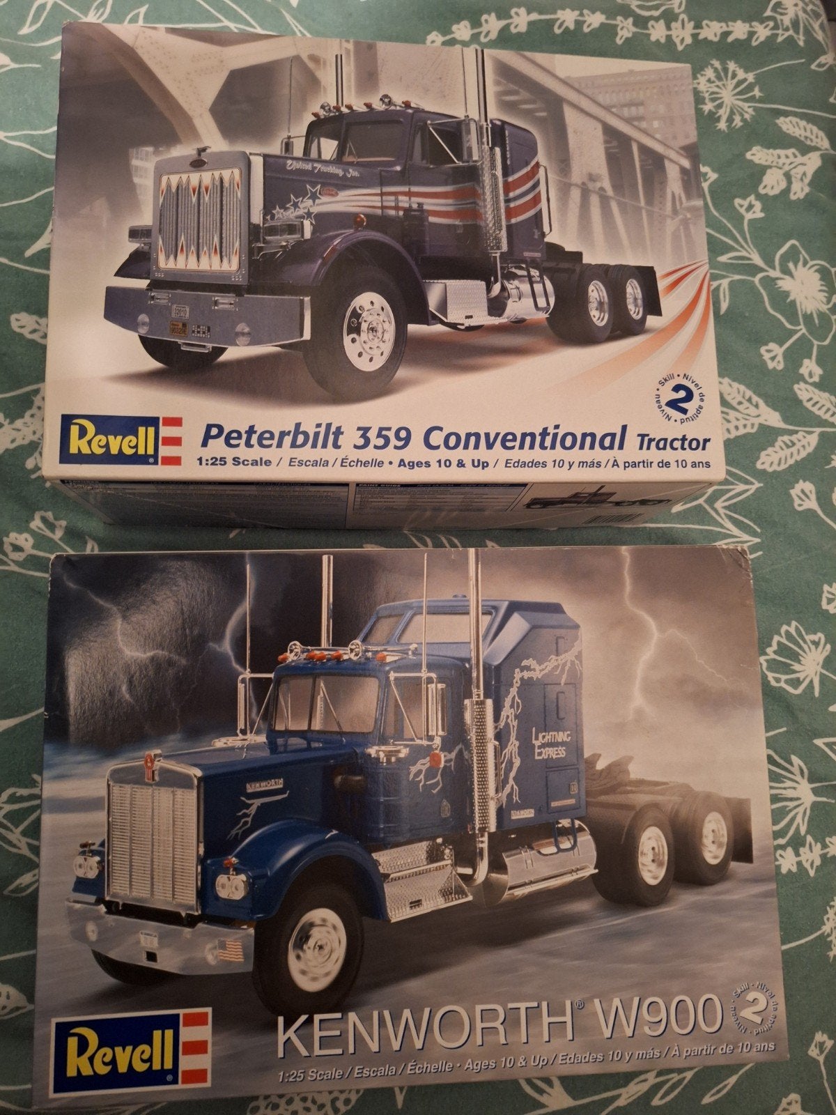 Revell Peterbilt 359 & Kenworth W900 modelbouw vrachtwagens, Nieuw, Ophalen of Verzenden, Truck, 1:32 tot 1:50