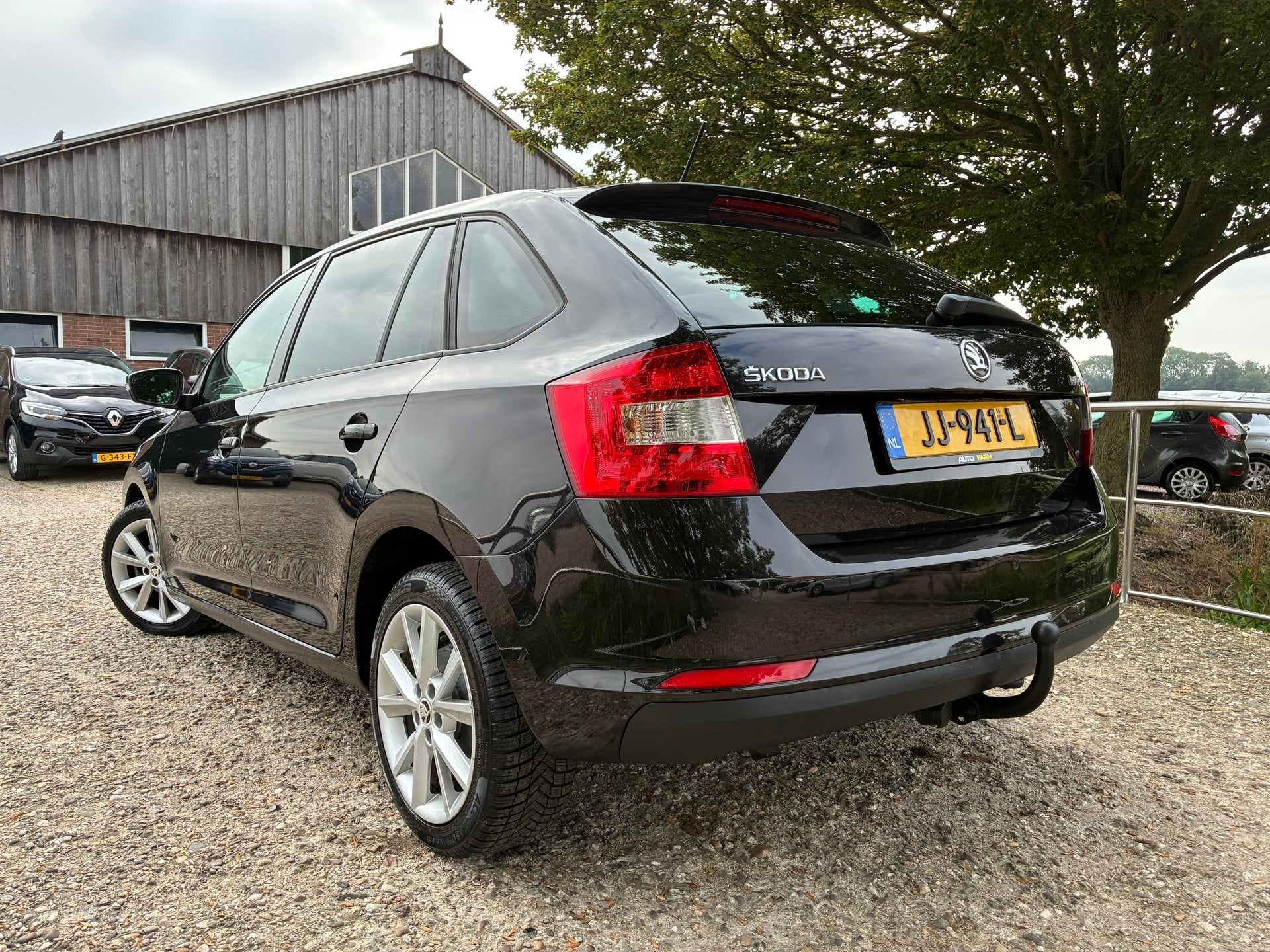 Skoda Rapid Spaceback 1.2 TSI Automaat | 1e eigenaar | Navi, Auto's, Dealer onderhouden, Stof, Gebruikt, 4 cilinders