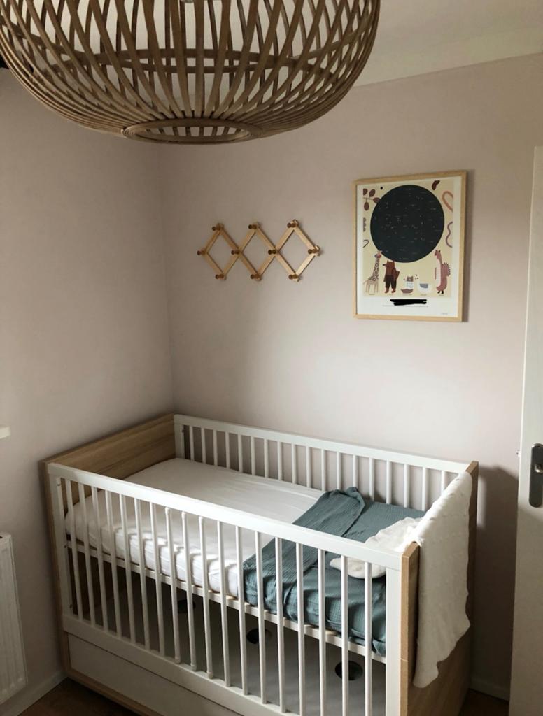 Meegroeiledikant/peuterbed + met kledingkast - Petit Amelie, Ophalen, Zo goed als nieuw, Jongetje of Meisje