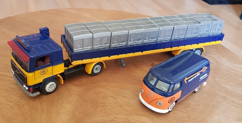TEKNO VOLVO F12 + VW BUS ASG TRANSPORT, Ophalen of Verzenden, Zo goed als nieuw, Bus of Vrachtwagen, Tekno
