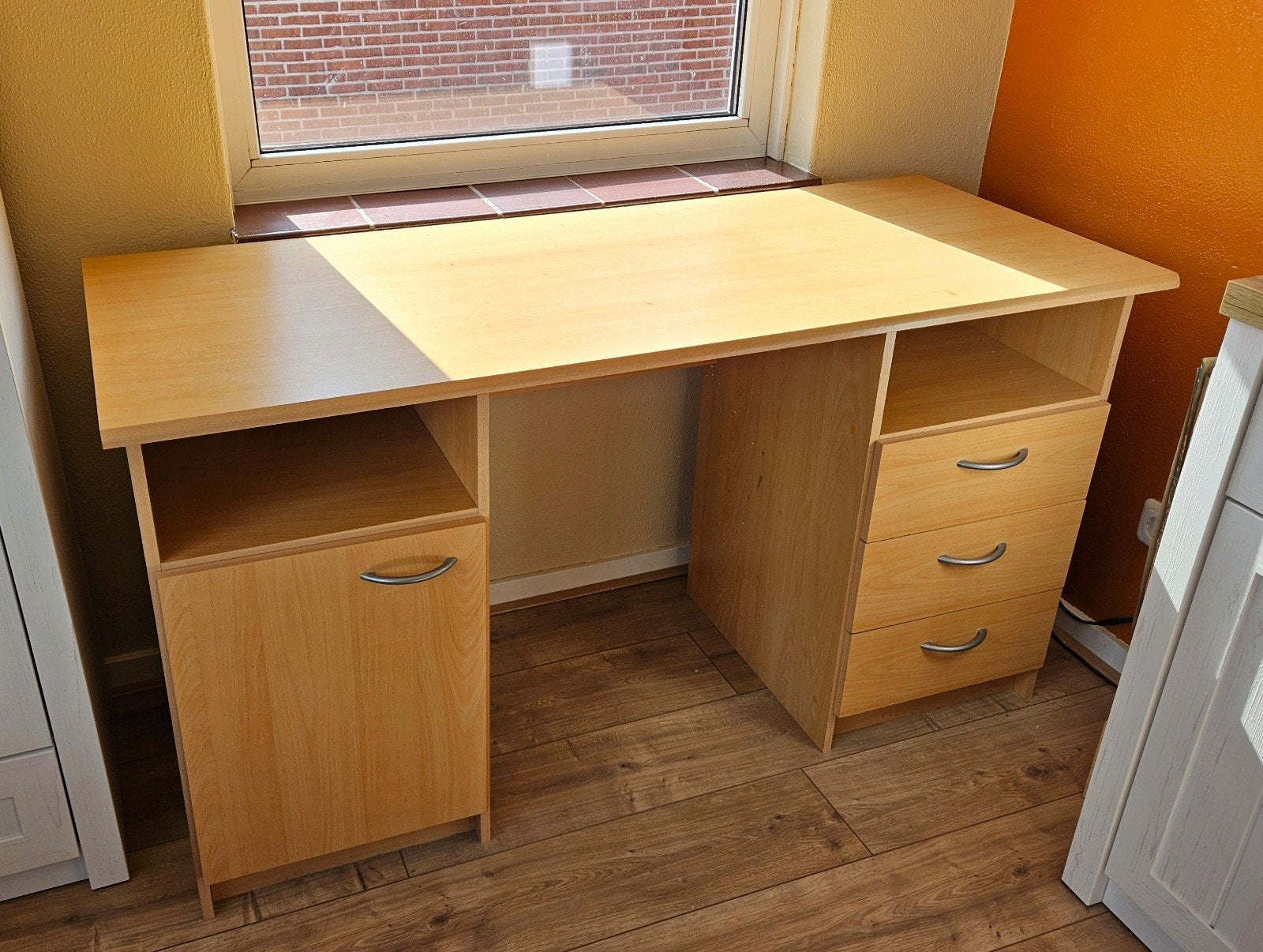Bureau 140x60, Huis en Inrichting, Bureaus, Ophalen, Gebruikt