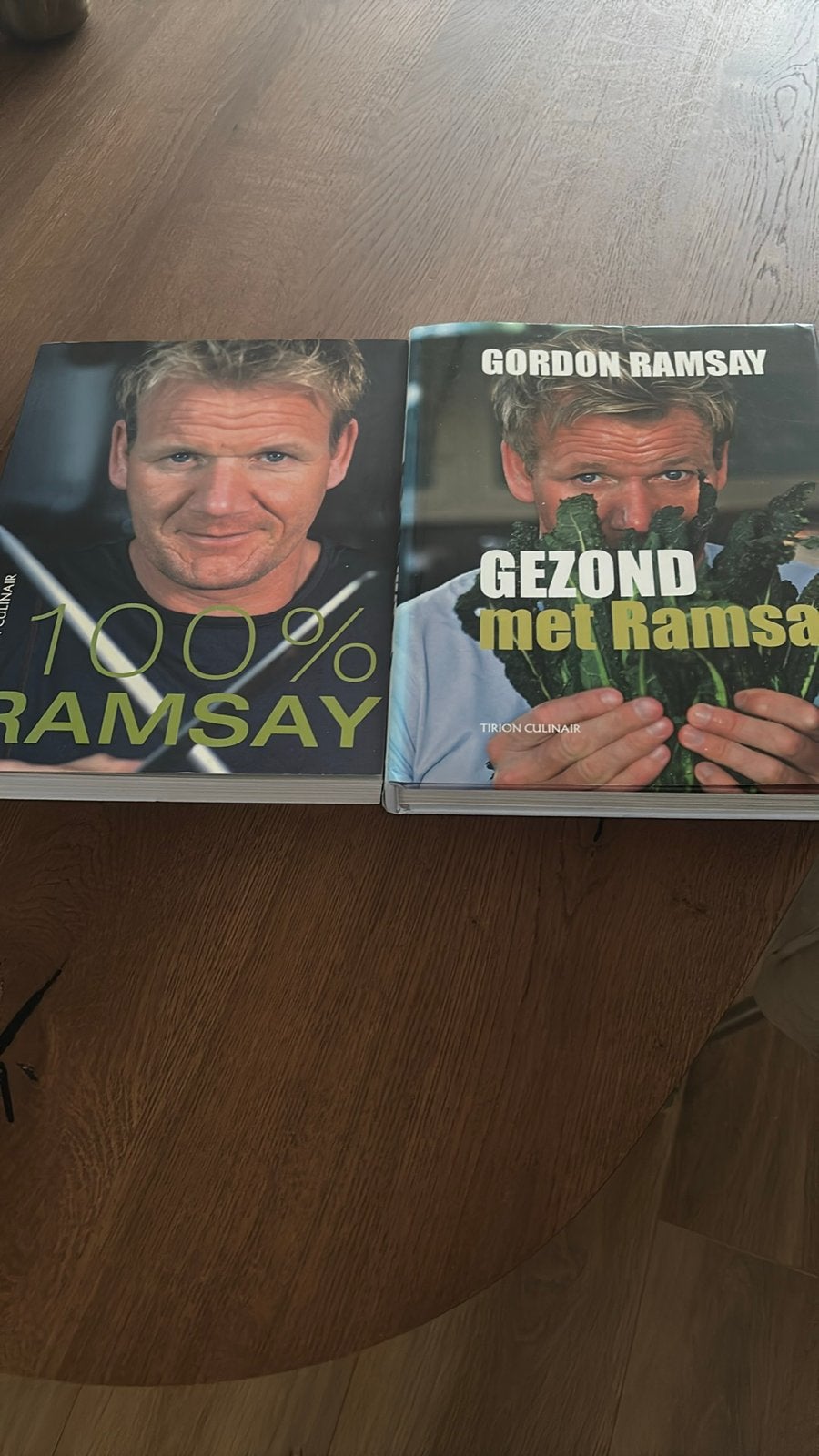 2 Gordon Ramsay kookboeken: 100% Ramsay & Gezond met Ramsay, Boeken, Ophalen of Verzenden, Gelezen, Gezond koken