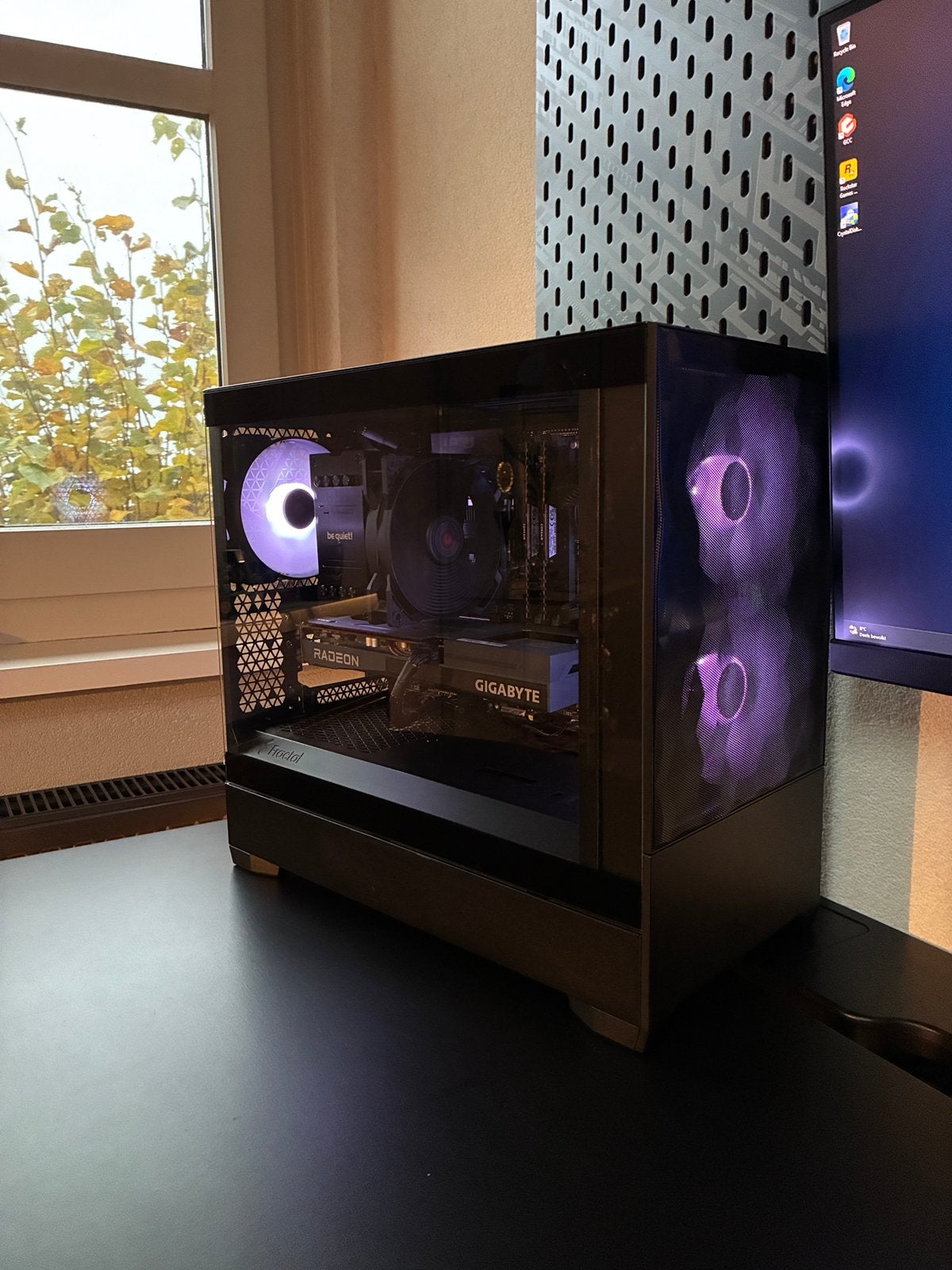 Fractical Design - i3-13100F - 16GB - RX6600, Computers en Software, Ophalen of Verzenden, Zo goed als nieuw, Gaming, SSD