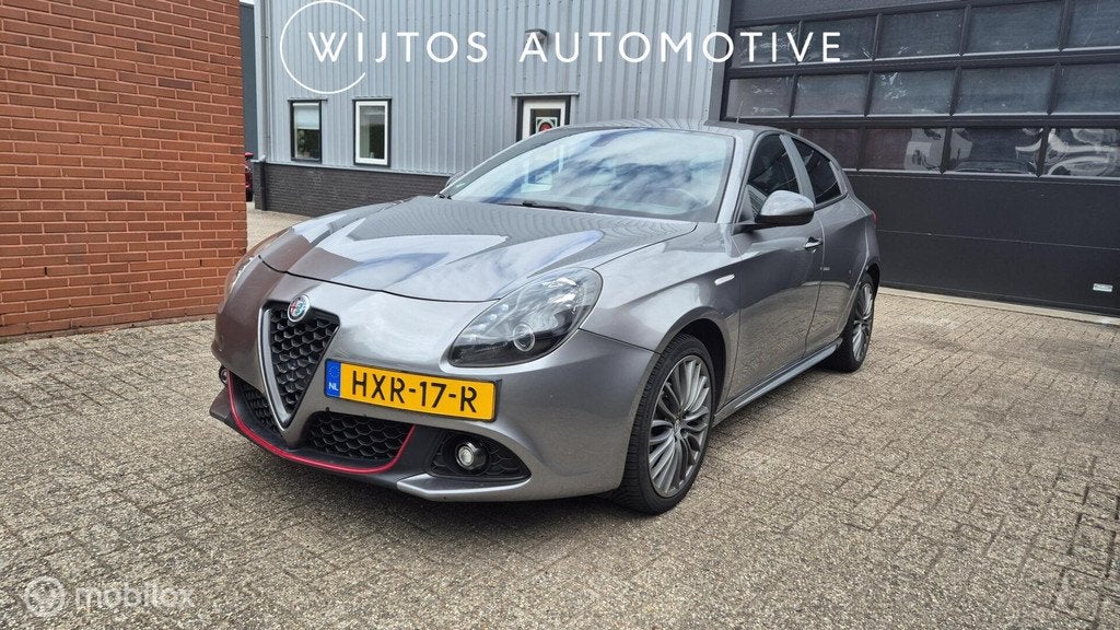 Alfa Romeo Giulietta 1.4 Turbo, Auto's, Alfa Romeo, Voorwielaandrijving, Automatische klimaatregeling, Gebruikt, Euro 6