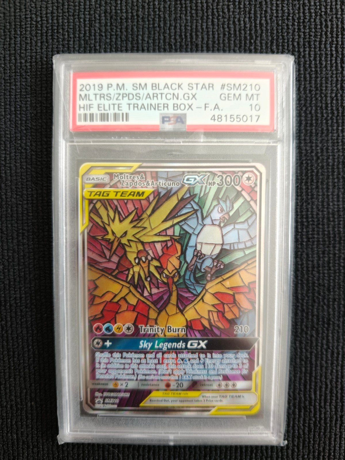 PSA 10 Moltres Zapdos Articuno GX SM210 Black Star Promo, Ophalen of Verzenden, Nieuw, Losse kaart