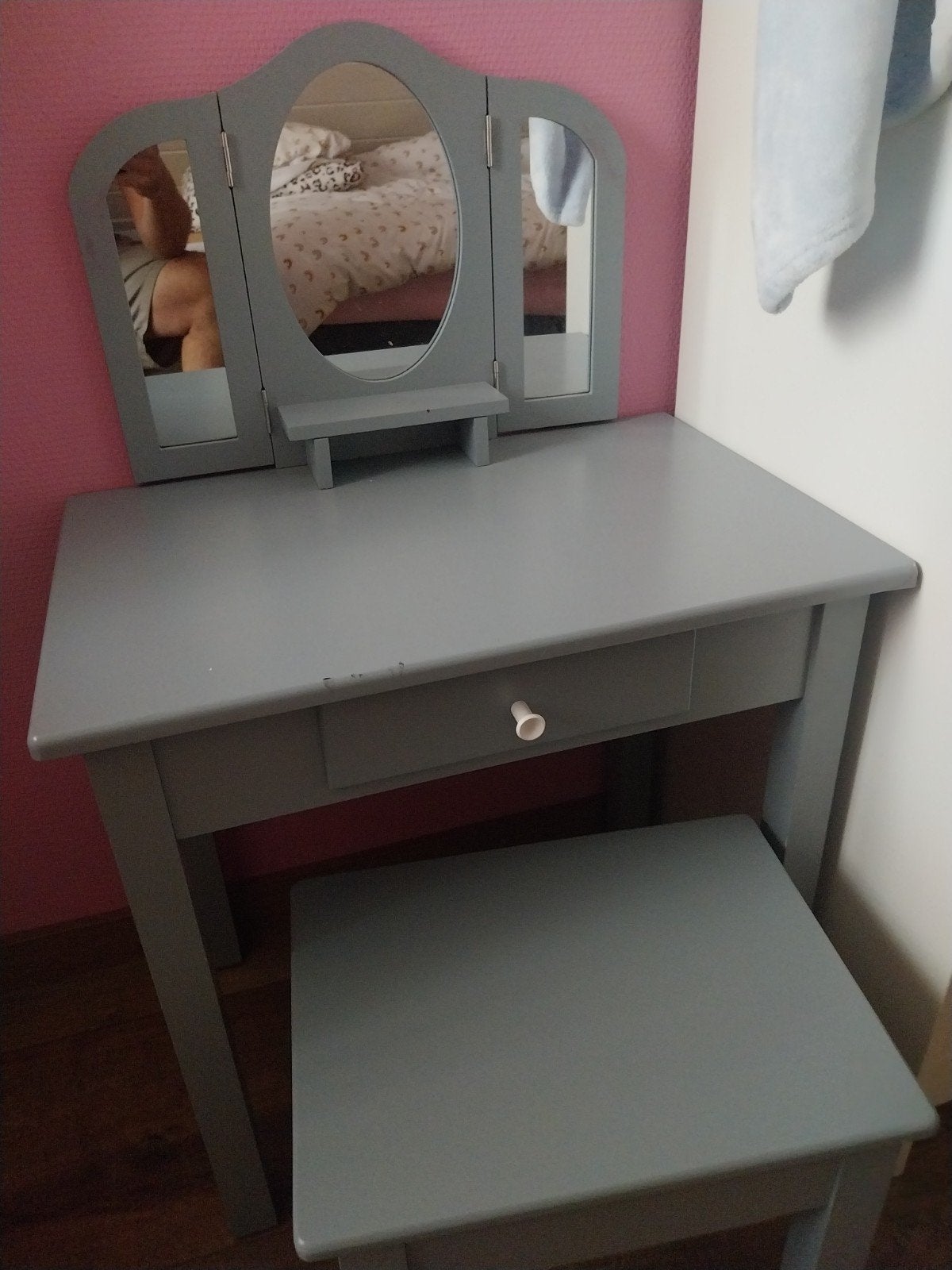 Kaptafel met krukje en spiegel - Grijs, Ophalen, Gebruikt, Minder dan 100 cm, Hout