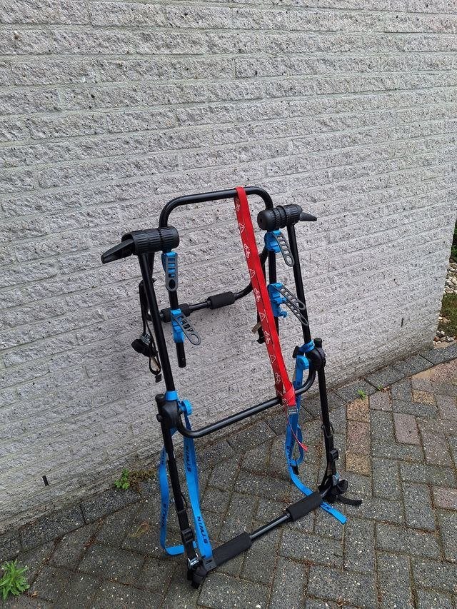 Fietsdrager op bumper auto, Ophalen, 3 fietsen of meer, Gebruikt, Achterklepdrager