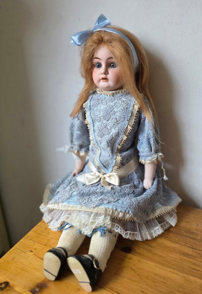 Antieke pop, bijzonder mooie dame, heubach 1902, Ophalen of Verzenden, Gebruikt, Pop