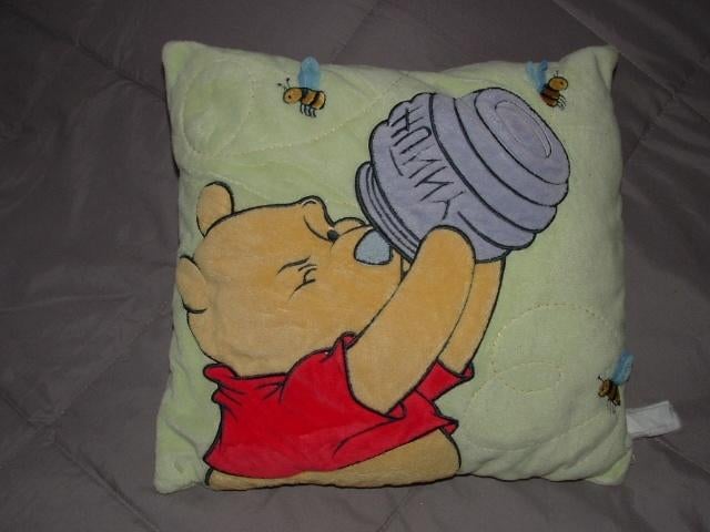 NICOTOY DISNEY BEER WINNIE THE POOH KNUFFEL KUSSEN, Ophalen of Verzenden, Nieuw, Overige typen