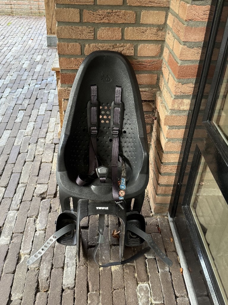 Thule Kinderzitje, eerste eigenaar, zitje compleet, Fietsen en Brommers, 15 t/m 25 kg, Achterzitje, Voetsteuntjes, Ophalen of Verzenden