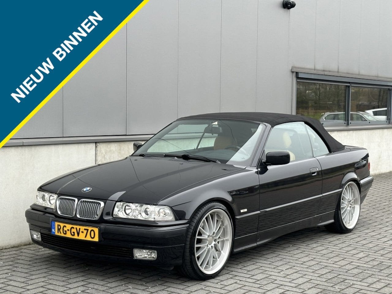 BMW 3-serie Cabrio 318i Executive | Origineel NL | 2de Eigen, Auto's, BMW, Euro 2, 1345 kg, Achterwielaandrijving, Gebruikt