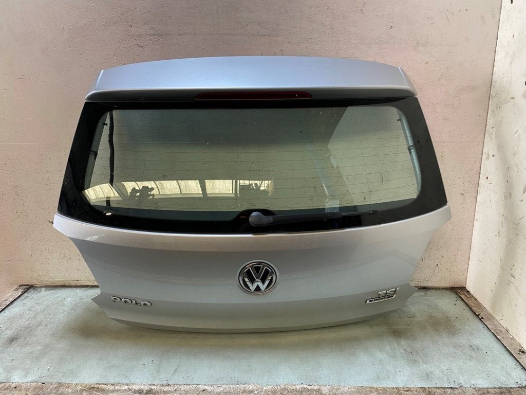 Achterklep Volkswagen Polo V (6R) 2015 6R6827025D, Gebruikt, Volkswagen, Volkswagen AG, Kundenbetreuung@volkswagen.de