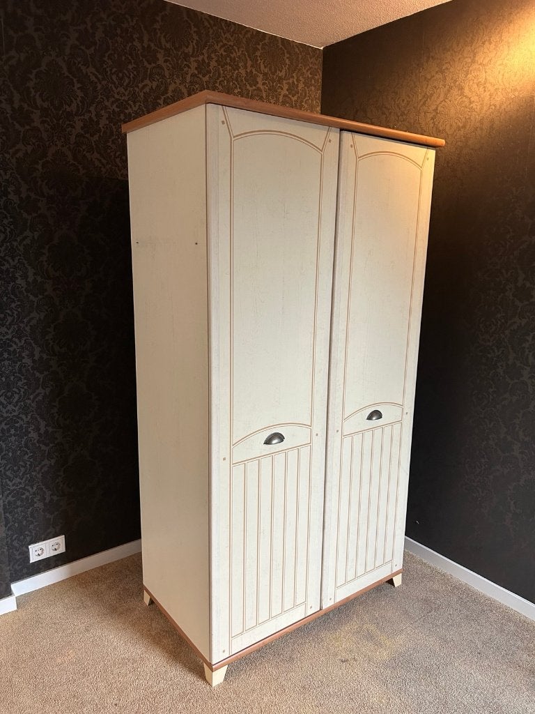 Kledingkast, 2 deurs. Evt. met optioneel nachtkastje, Huis en Inrichting, Ophalen, Met deur(en), Gebruikt, 100 tot 150 cm