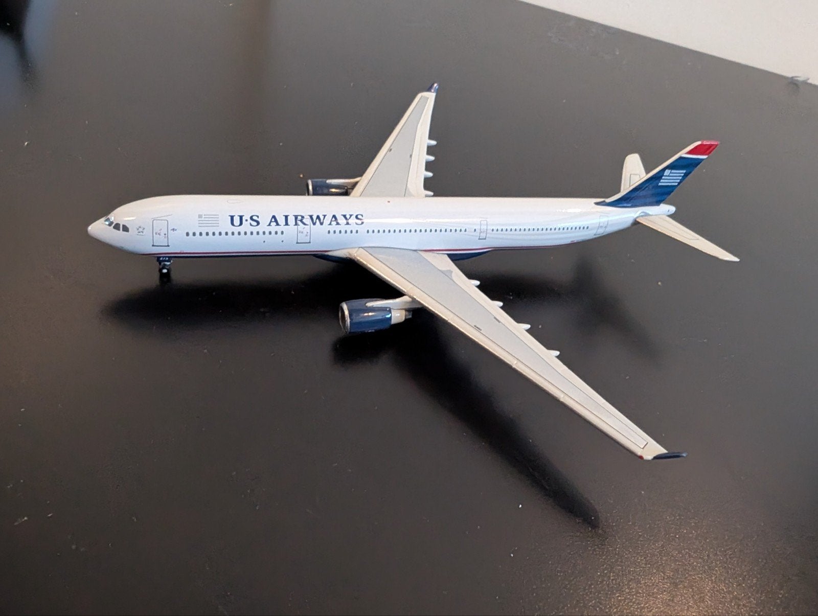 Gemini Jets Airbus A330-300 US Airways 1:400, Ophalen of Verzenden, Gebruikt, Vliegtuig, Overige merken