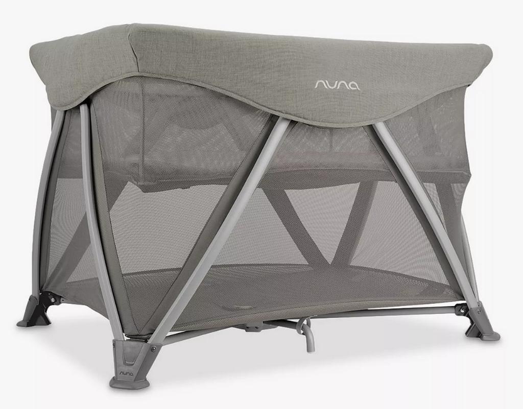 Nuna Sena Aire Campingbedje / Reisbedje / Inklapbare Box, Ophalen, Zo goed als nieuw, Reisbedje