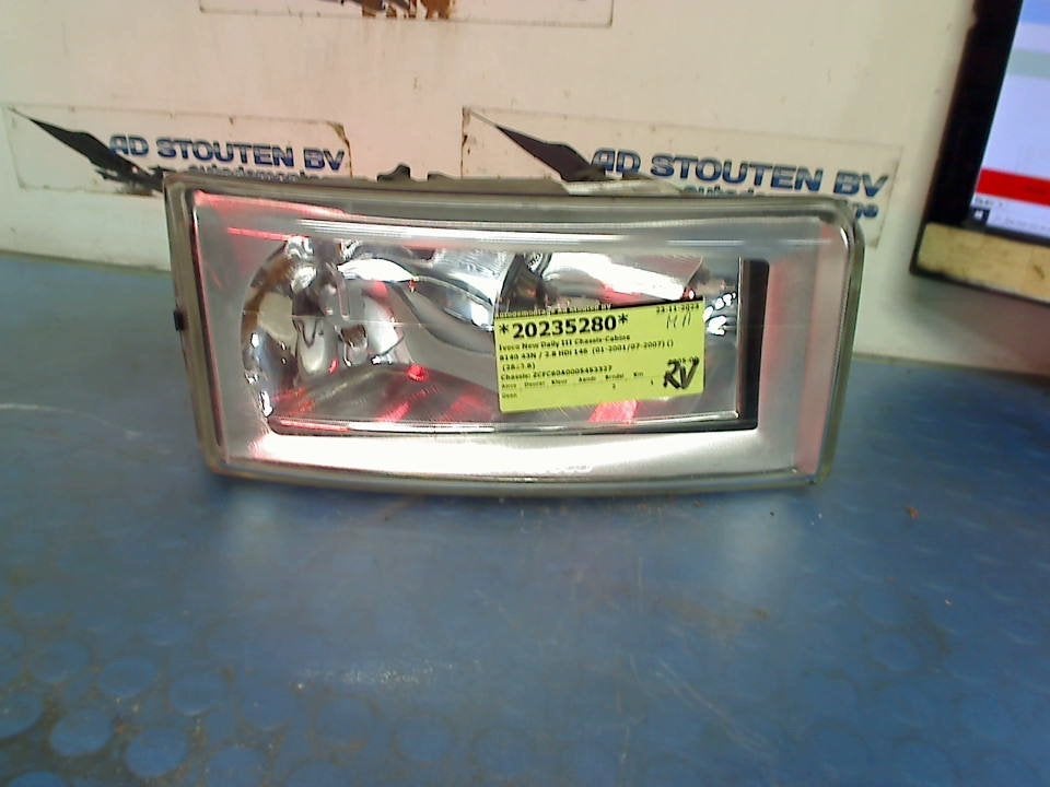 Koplamp Rechts Iveco New Daily III 2005 500307754, Auto-onderdelen, Verlichting, Overige automerken, Gebruikt