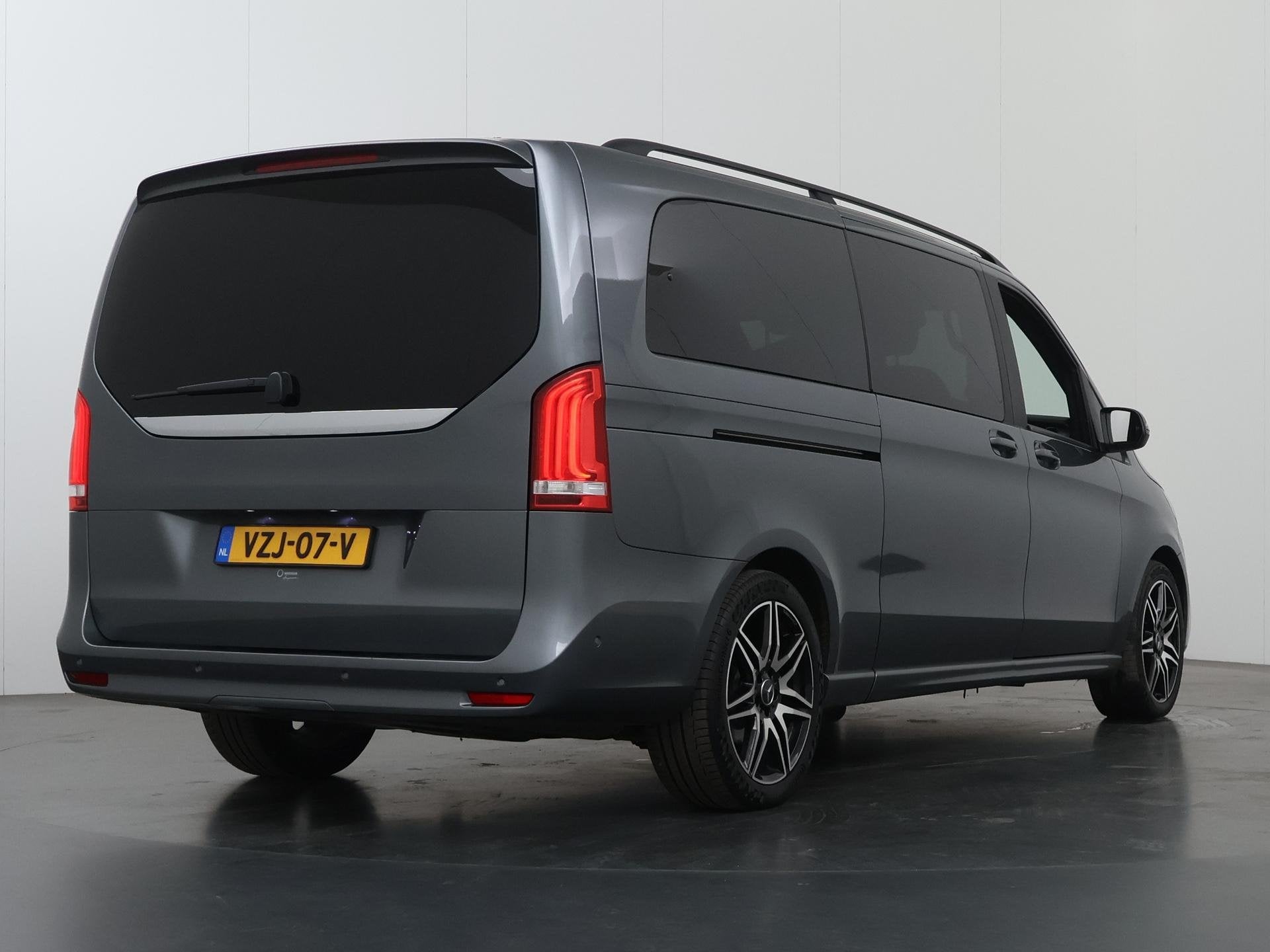 Mercedes-Benz V-klasse 300d | XL L3 | Dubbele Cabine | AMG |, Auto's, Automaat, Achterwielaandrijving, Gebruikt, Euro 6