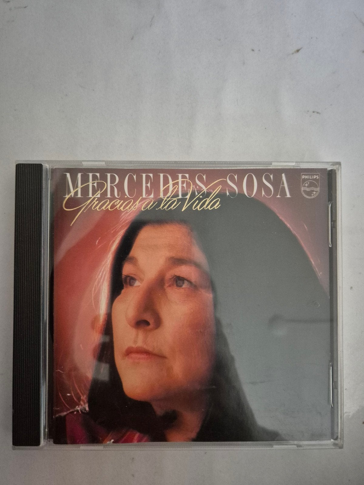 Mercedes Sosa - Gracias a la vida. Cd. 1986
Code 04228323142, Ophalen of Verzenden, Gebruikt