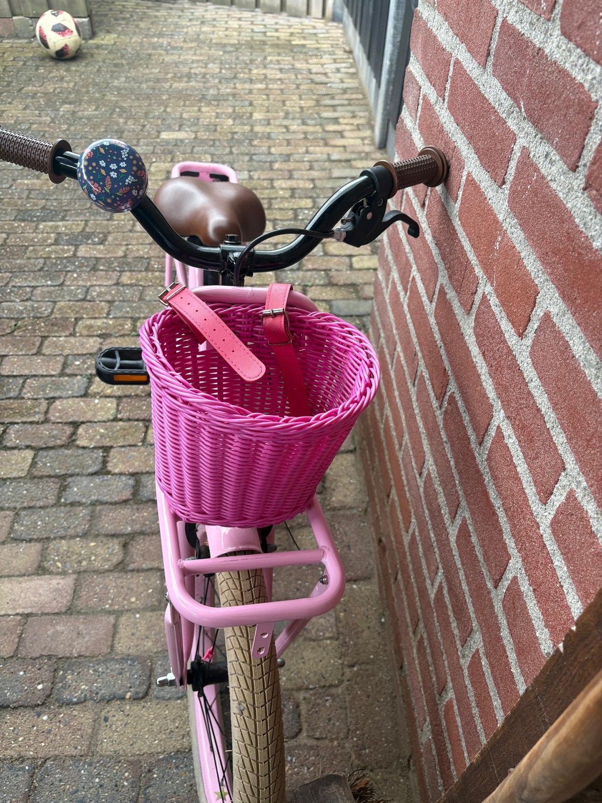 Meisjes fiets 18 inch zeer goede staat(1 jaar oud), Fietsen en Brommers, Ophalen of Verzenden, Zo goed als nieuw, 18 inch