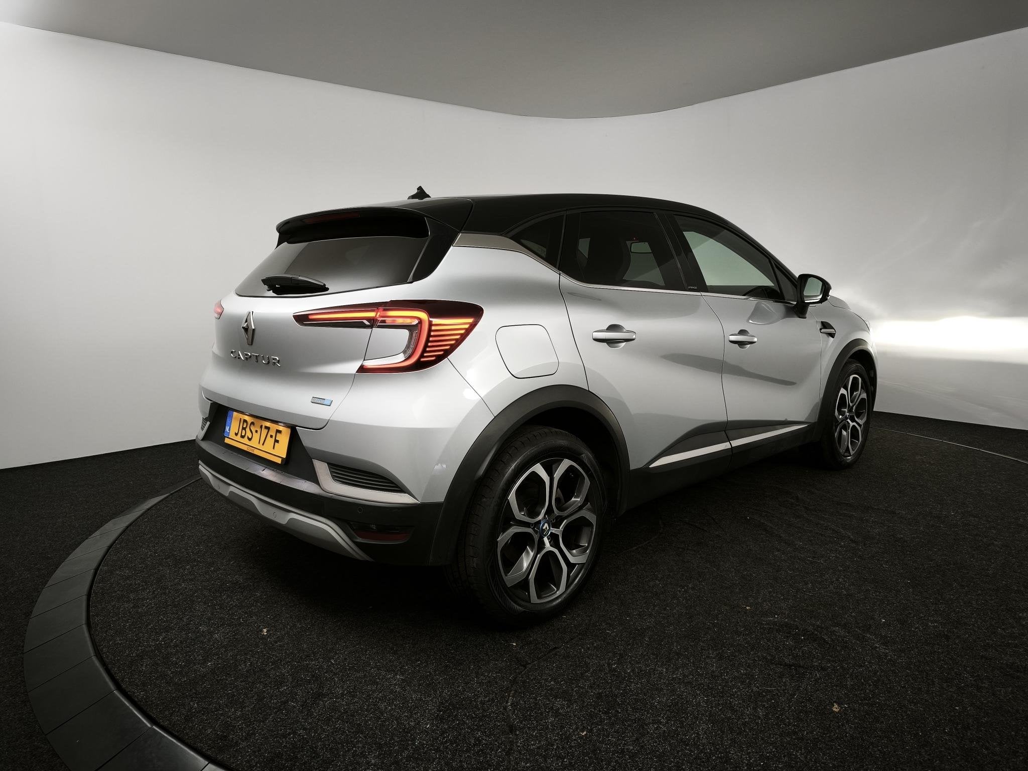 Renault Captur 1.6 E-Tech Plug-in Hybrid 160 Intens l lichtm, Auto's, Renault, Stof, Gebruikt, 4 cilinders, Plug-in hybride