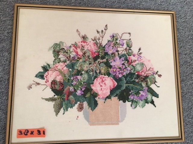 Mooi geborduurde pioenrozen (ingelijst), Ophalen of Verzenden, Zo goed als nieuw, Minder dan 50 cm, Schilderij