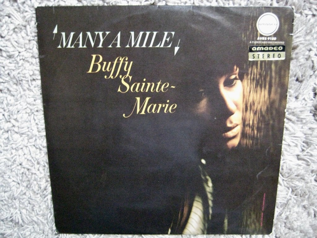 Buffy Sainte Marie - many a mile, LP, Ophalen of Verzenden, 12 inch, Beschermende buitenhoes