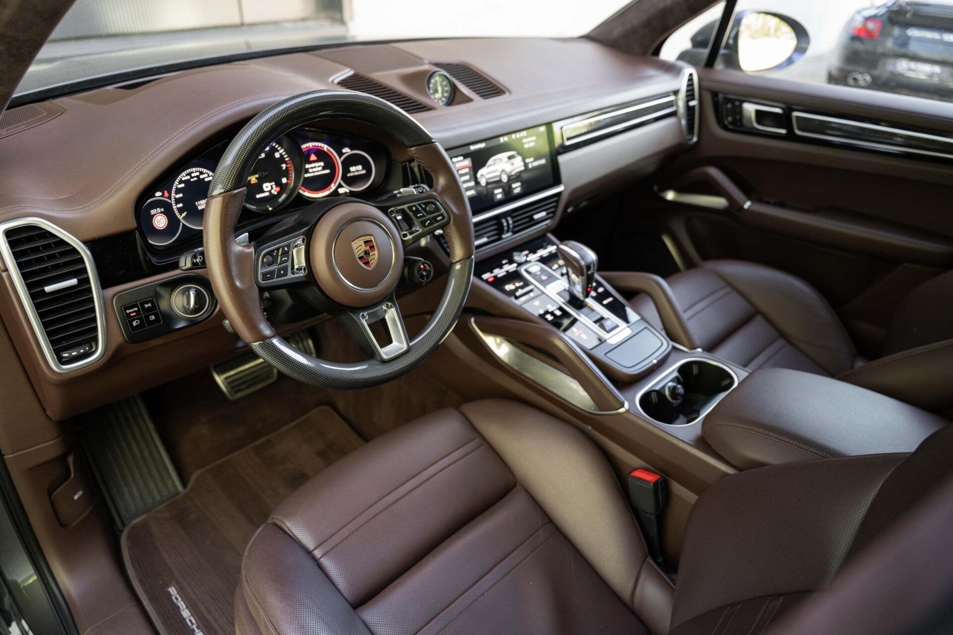 Porsche Cayenne Turbo S E-Hybrid Ceramic Burmester Pano 22', Auto's, Automaat, Cayenne, Gebruikt, 3000 kg
