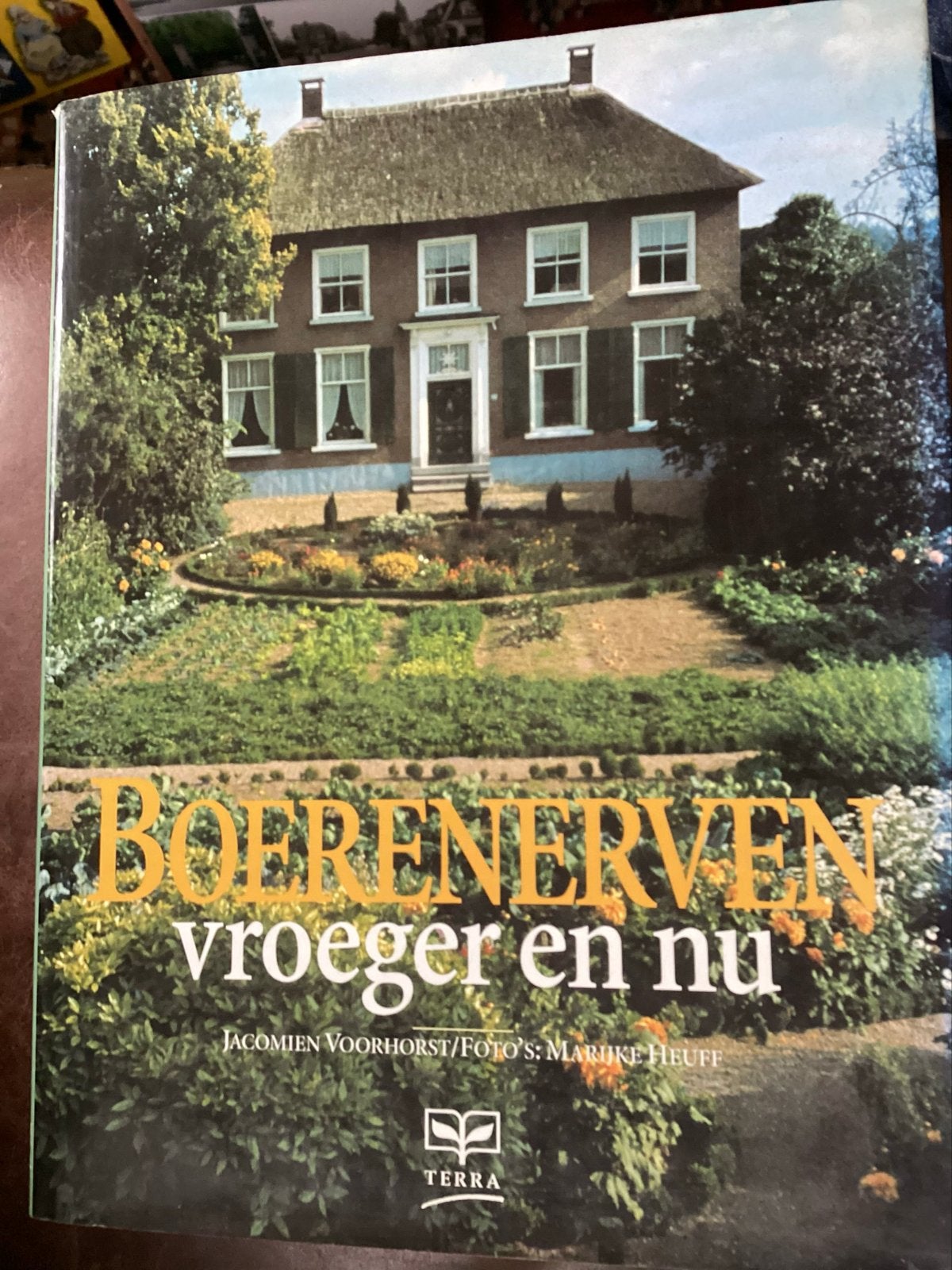 Boerenerven vroeger en nu - Jacomien Voorhorst, Boeken, Wonen en Tuinieren, Gelezen, Tuinieren en Tuinplanten, Ophalen of Verzenden
