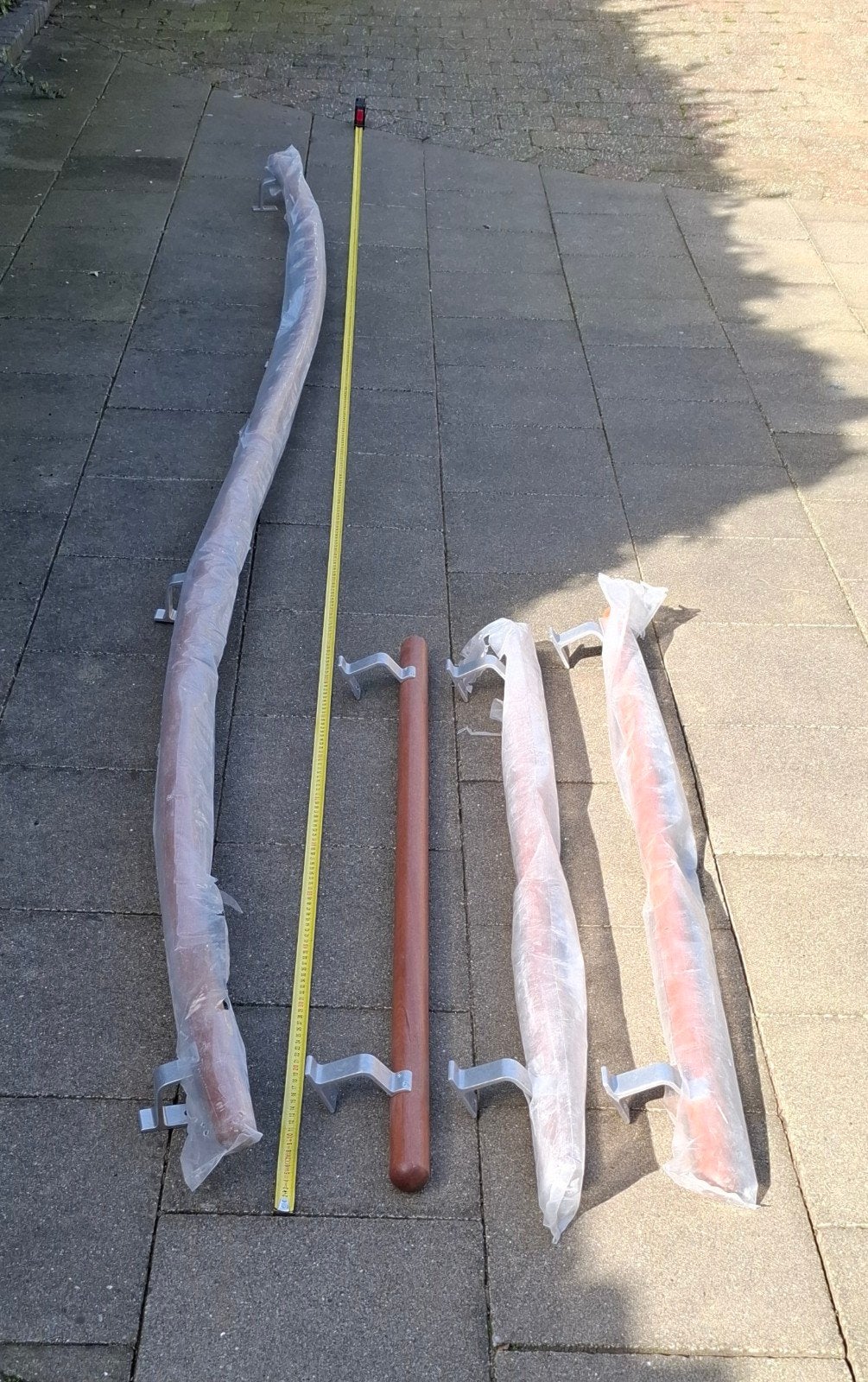 Nieuwe mahonie houten trapleuning, diverse lengtes, Ophalen, Nieuw