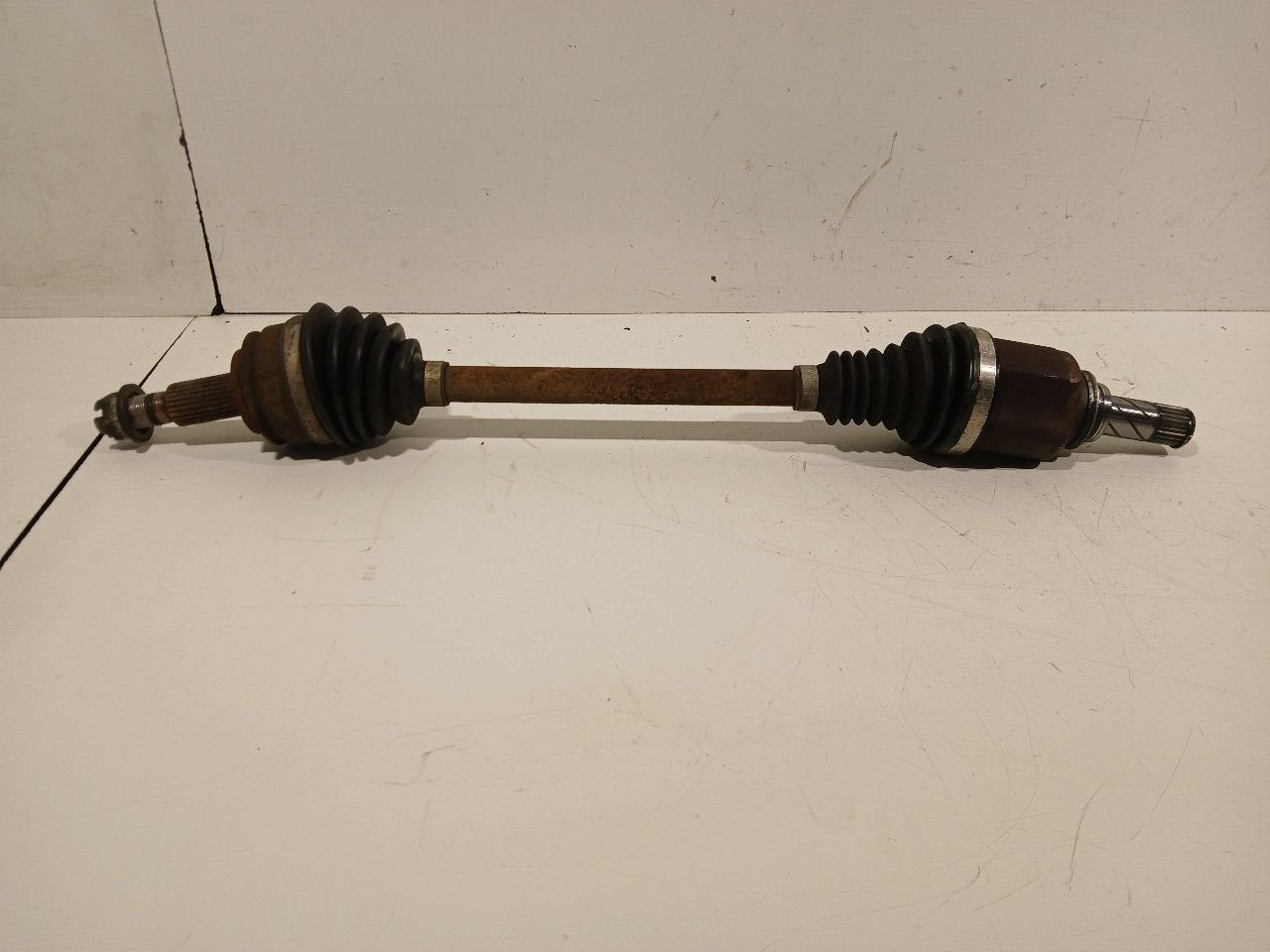 Aandrijfas links voor Renault Kangoo, Onderdelen@venauto.nl, Van der Ven Autorecycling B.V., Gebruikt, Ettenseweg 76, 4706 PB Roosendaal, The Netherlands
