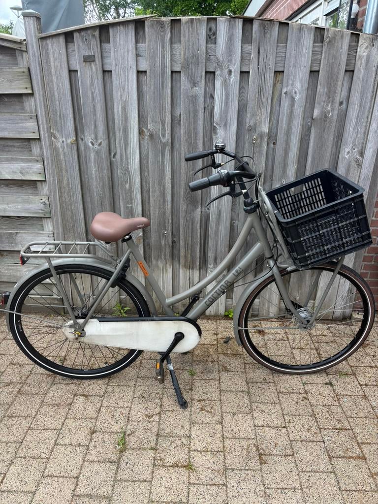 Damesfiets Cortina U4 transport 28 inch, Fietsen en Brommers, Fietsen | Dames | Omafietsen, 56 cm of meer, Ophalen of Verzenden