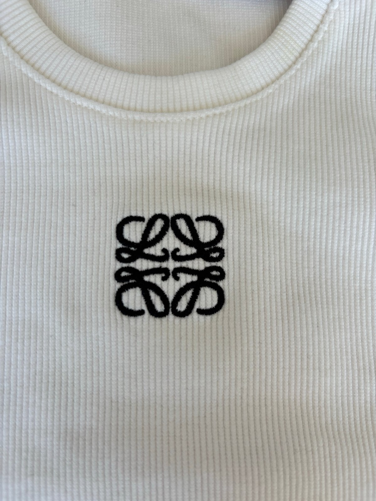 Loewe stijl truitje - Mooie kwaliteit - Maat S, Kleding | Dames, T-shirts, Wit, Ophalen of Verzenden, Zo goed als nieuw, Maat 36 (S)