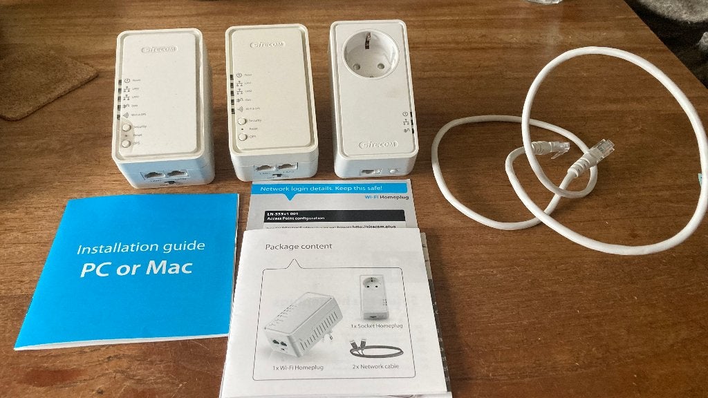 Sitecom Wi-Fi Homeplug 500Mbps Set met stopcontact, Ophalen of Verzenden, Gebruikt, Sitecom
